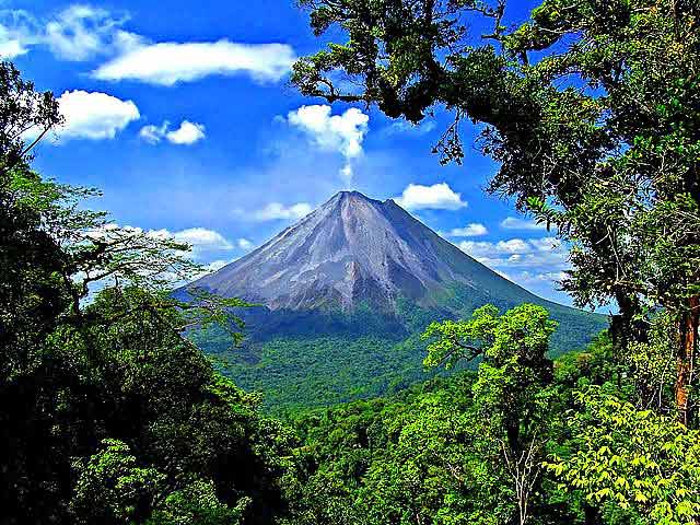 Volcano_Arenal_Costa_Rica
